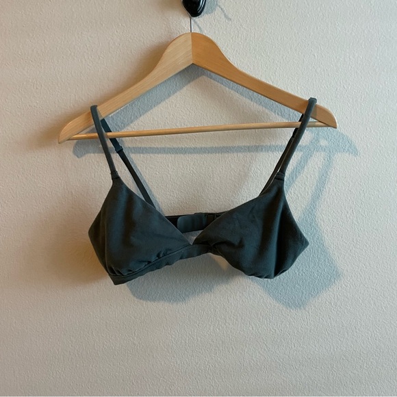 Skims Cotton Triangle Bralette Size Large in grey - Picture 2 of 4
